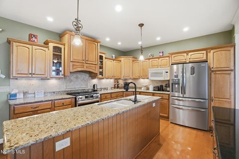 Tiny photo for 414 Edgewood Drive, Wauseon, OH 43567 (MLS # 10006515)