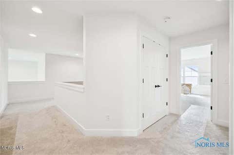 Tiny photo for 999 Stoneleigh Road, Perrysburg, OH 43551 (MLS # 10009346)