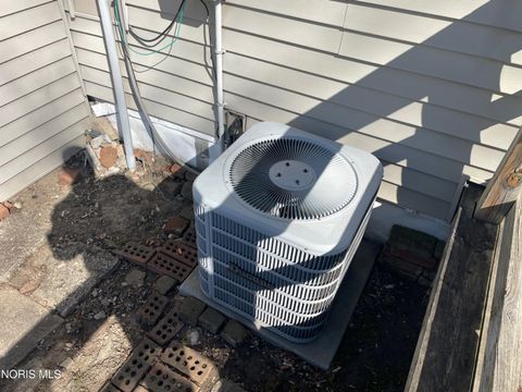 Tiny photo for 716 S Walnut Street, Bryan, OH 43506 (MLS # 10005006)