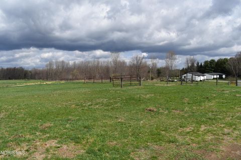 Tiny photo for 1298 County Road T3, Grand Rapids, OH 43522 (MLS # 10006203)