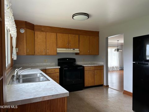 Tiny photo for 1298 County Road T3, Grand Rapids, OH 43522 (MLS # 10006203)