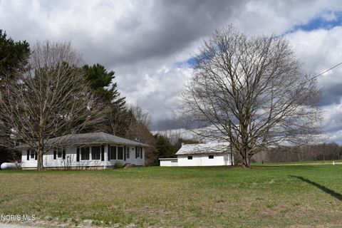 Tiny photo for 1298 County Road T3, Grand Rapids, OH 43522 (MLS # 10006203)