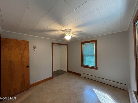 Tiny photo for 1298 County Road T3, Grand Rapids, OH 43522 (MLS # 10006203)