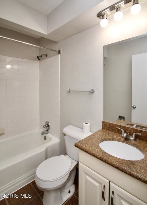 Tiny photo for 2005 Marlow Road, Toledo, OH 43613 (MLS # 10004707)