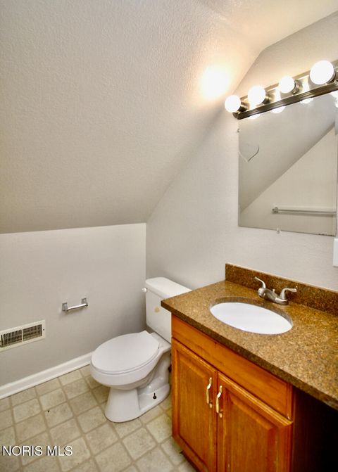 Tiny photo for 2005 Marlow Road, Toledo, OH 43613 (MLS # 10004707)