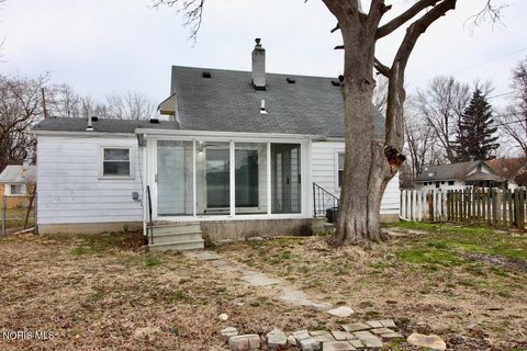 Tiny photo for 2005 Marlow Road, Toledo, OH 43613 (MLS # 10004707)
