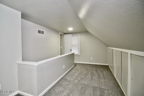 Tiny photo for 2005 Marlow Road, Toledo, OH 43613 (MLS # 10004707)