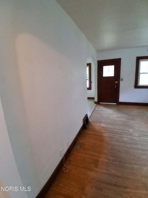 Tiny photo for 1459 Lakewood Street, Toledo, OH 43605 (MLS # 10012560)