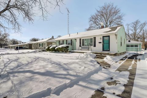 Tiny photo for 5165 Fern Drive, Toledo, OH 43613 (MLS # 10003541)