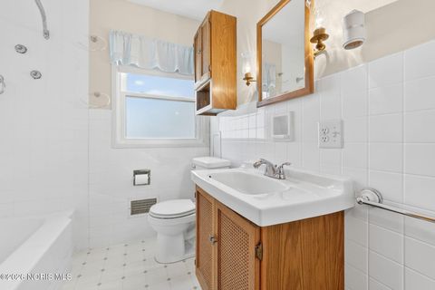 Tiny photo for 5165 Fern Drive, Toledo, OH 43613 (MLS # 10003541)