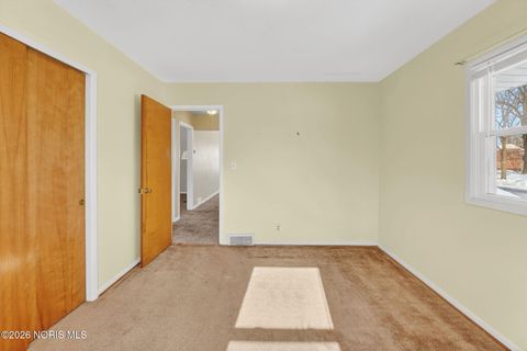 Tiny photo for 5165 Fern Drive, Toledo, OH 43613 (MLS # 10003541)