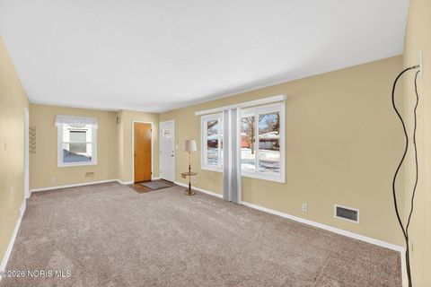 Tiny photo for 5165 Fern Drive, Toledo, OH 43613 (MLS # 10003541)