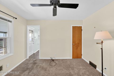 Tiny photo for 5165 Fern Drive, Toledo, OH 43613 (MLS # 10003541)