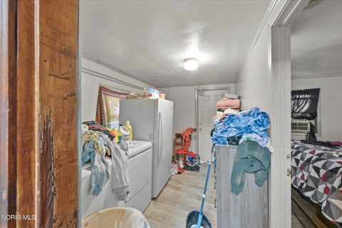 Tiny photo for 813 Mckinley Avenue, Toledo, OH 43605 (MLS # 10014893)