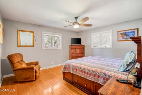 Tiny photo for 2327 Heatherwood Drive, Toledo, OH 43614 (MLS # 10010106)
