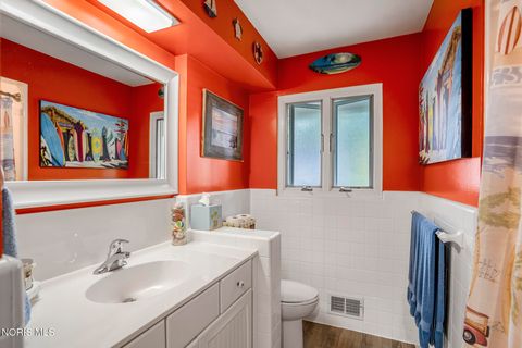 Tiny photo for 2327 Heatherwood Drive, Toledo, OH 43614 (MLS # 10010106)