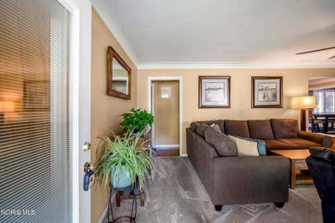 Tiny photo for 2327 Heatherwood Drive, Toledo, OH 43614 (MLS # 10010106)