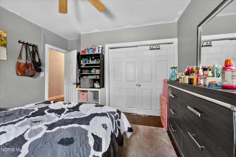 Tiny photo for 1448 Rollins Road, Toledo, OH 43612 (MLS # 10010359)