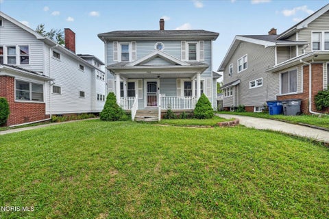 Tiny photo for 1448 Rollins Road, Toledo, OH 43612 (MLS # 10010359)