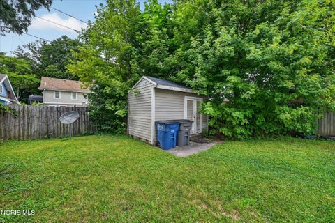 Tiny photo for 1448 Rollins Road, Toledo, OH 43612 (MLS # 10010359)