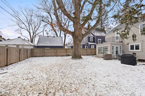 Tiny photo for 2804 Goddard Road, Toledo, OH 43606 (MLS # 10004465)