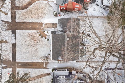 Tiny photo for 2804 Goddard Road, Toledo, OH 43606 (MLS # 10004465)