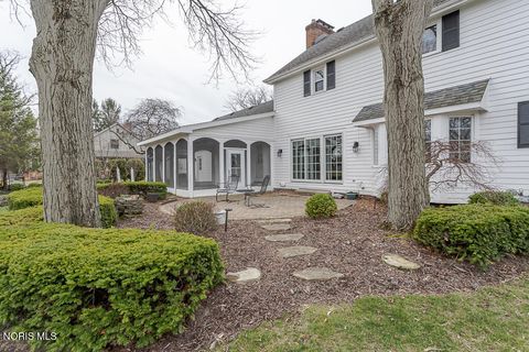 Tiny photo for 60 Back Bay Road, Bowling Green, OH 43402 (MLS # 10005437)