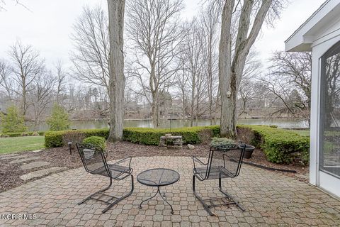 Tiny photo for 60 Back Bay Road, Bowling Green, OH 43402 (MLS # 10005437)