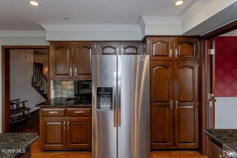 Tiny photo for 60 Back Bay Road, Bowling Green, OH 43402 (MLS # 10005437)