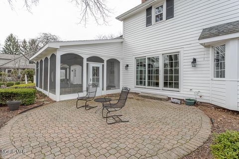 Tiny photo for 60 Back Bay Road, Bowling Green, OH 43402 (MLS # 10005437)
