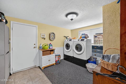 Tiny photo for 5903 Davida Drive, Toledo, OH 43612 (MLS # 10011340)