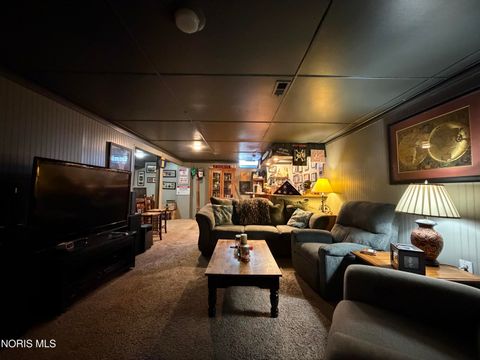 Tiny photo for 1635 Woodhurst Drive, Toledo, OH 43614 (MLS # 10004684)