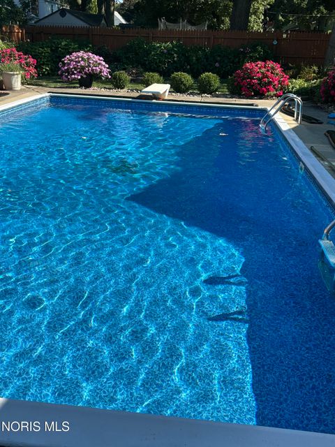 Tiny photo for 1635 Woodhurst Drive, Toledo, OH 43614 (MLS # 10004684)