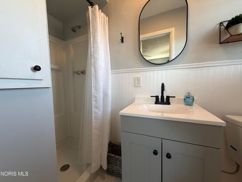 Tiny photo for 1635 Woodhurst Drive, Toledo, OH 43614 (MLS # 10004684)