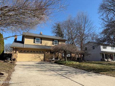 Tiny photo for 1635 Woodhurst Drive, Toledo, OH 43614 (MLS # 10004684)