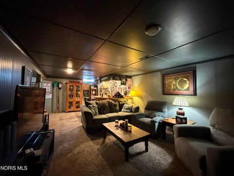 Tiny photo for 1635 Woodhurst Drive, Toledo, OH 43614 (MLS # 10004684)