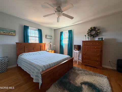 Tiny photo for 1635 Woodhurst Drive, Toledo, OH 43614 (MLS # 10004684)