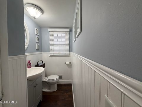 Tiny photo for 1635 Woodhurst Drive, Toledo, OH 43614 (MLS # 10004684)