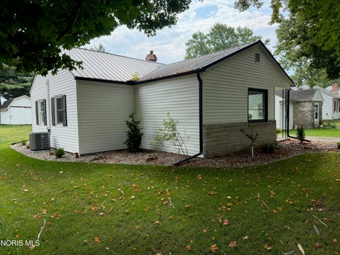 Tiny photo for 448 N Elm Street, Edgerton, OH 43517 (MLS # 10013259)