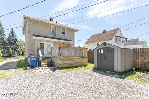 Tiny photo for 606 Toronto Avenue, Toledo, OH 43609 (MLS # 10008577)