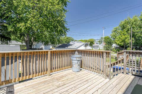 Tiny photo for 606 Toronto Avenue, Toledo, OH 43609 (MLS # 10008577)