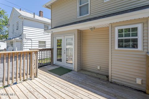 Tiny photo for 606 Toronto Avenue, Toledo, OH 43609 (MLS # 10008577)