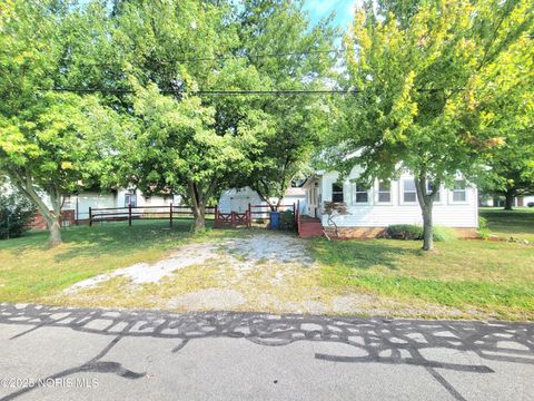 Tiny photo for 2325 Wilkes Road, Oregon, OH 43616 (MLS # 10001592)