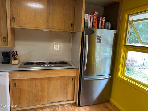 Tiny photo for 4925 Secor Road, Toledo, OH 43623 (MLS # 10009385)