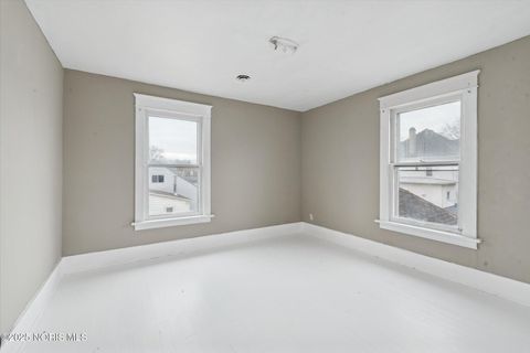 Tiny photo for 299 Circular Street, Tiffin, OH 44883 (MLS # 10001873)