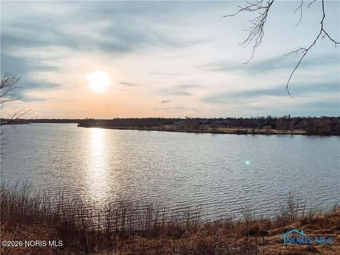 29145 E River Road Perrysburg OH 43551