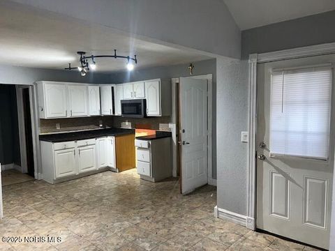 Tiny photo for 415 E Hubbard Street, Hamler, OH 43524 (MLS # 10002230)