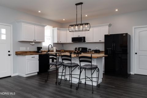 Tiny photo for 335 Benner Street, Tiffin, OH 44883 (MLS # 10004897)