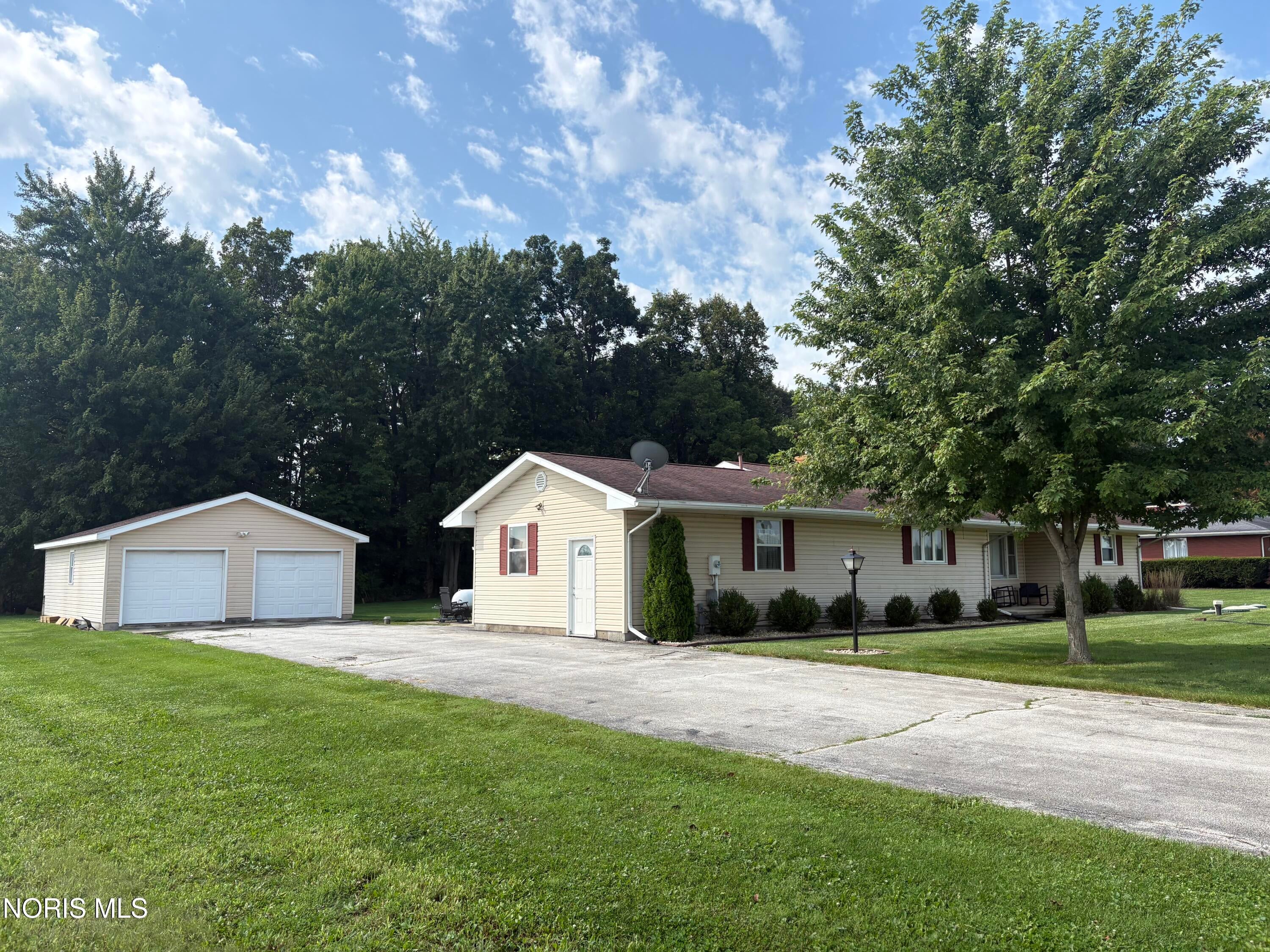 13229 Township Rd 215