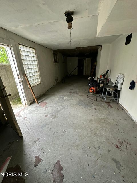 Tiny photo for 2803 N Summit Street, Toledo, OH 43611 (MLS # 10007484)